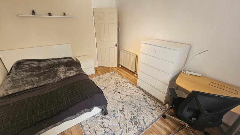 Room Dumbryden Grove in City of Edinburgh