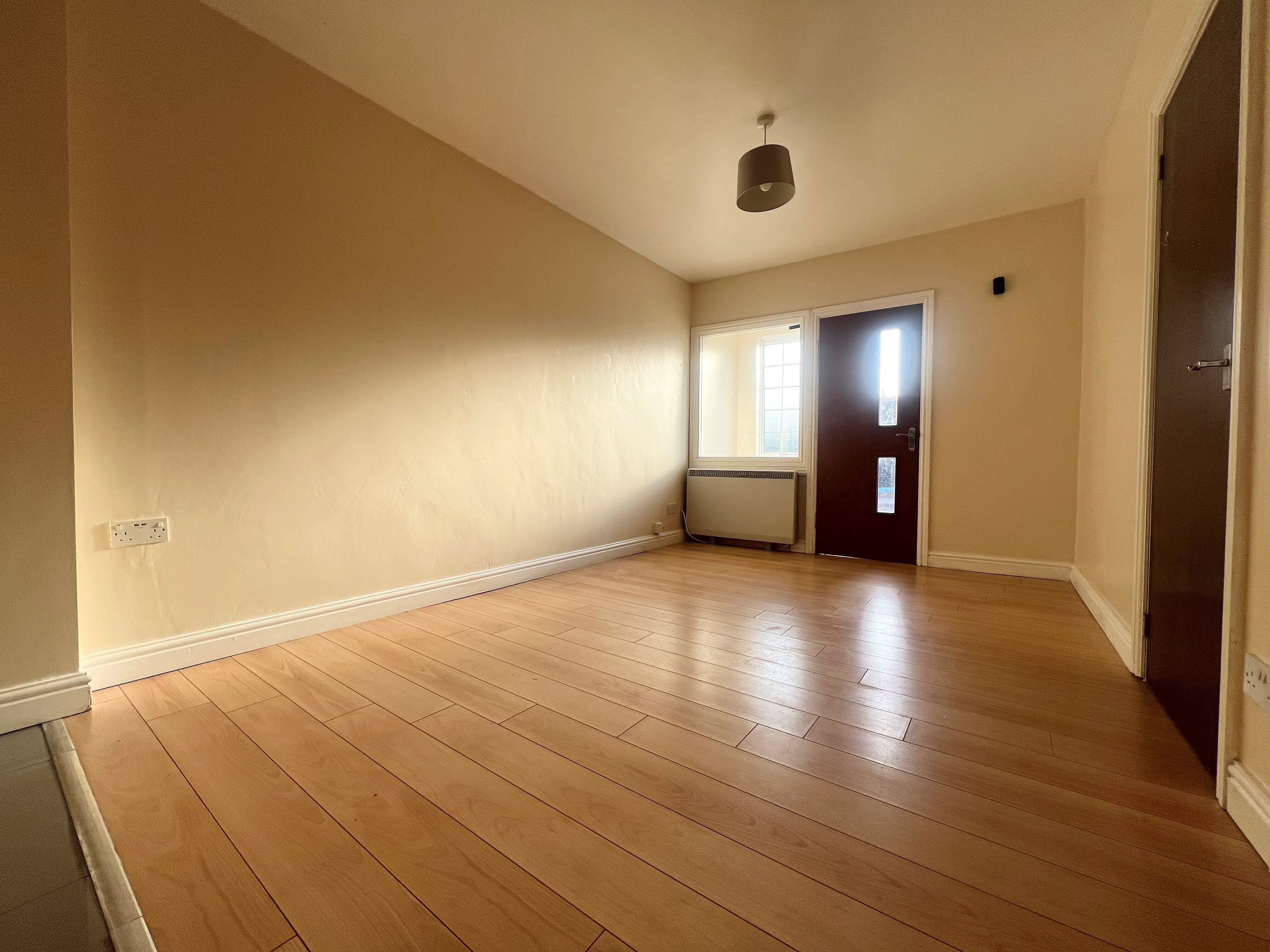Flat Bromsgrove Road in Redditch