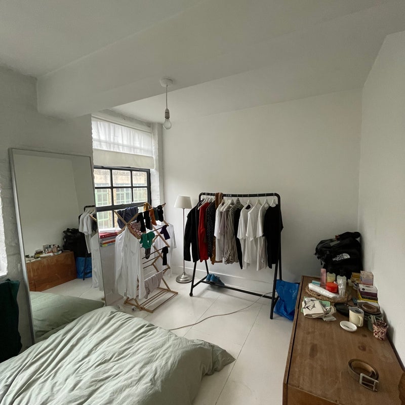 Room Tudor Road in Greater London