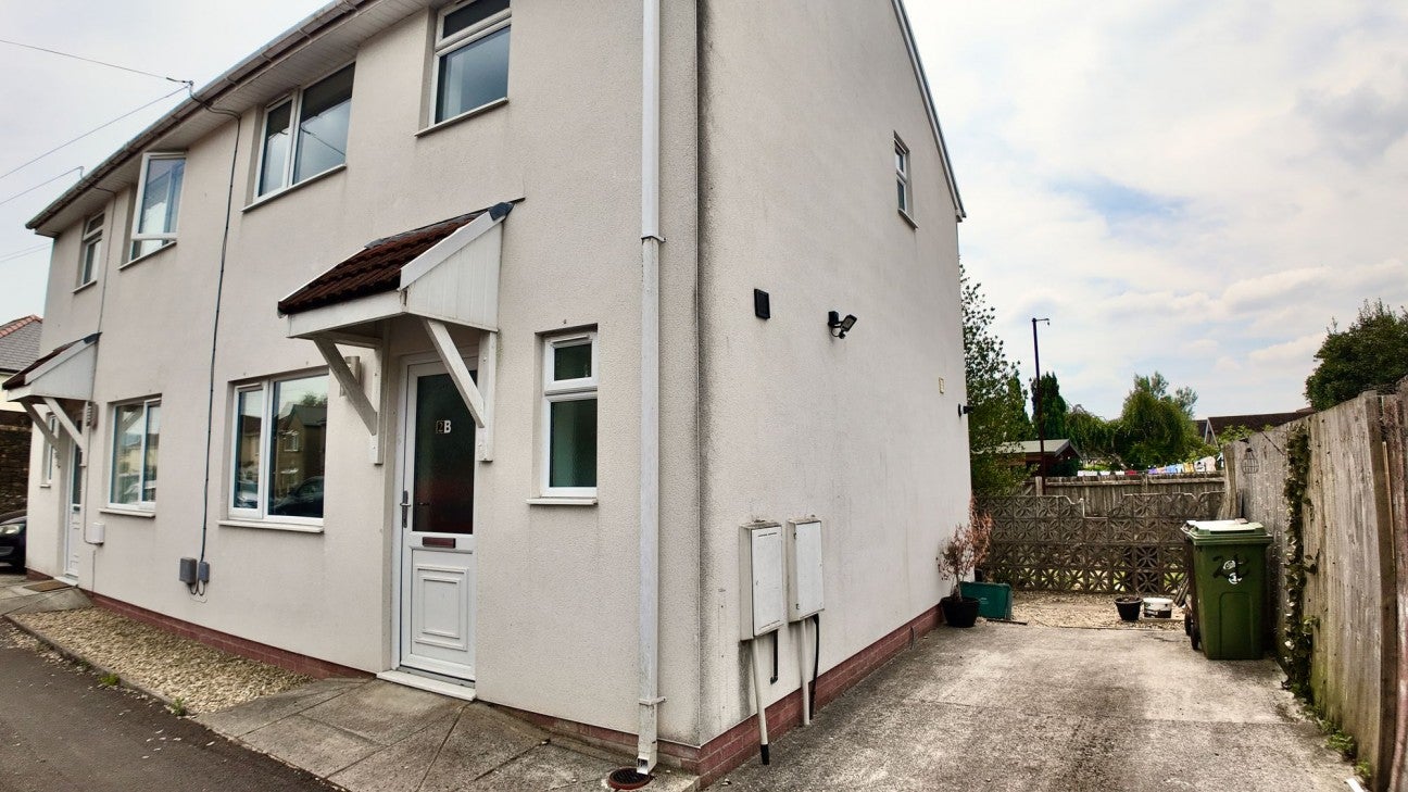 House East Avenue in Bedwas