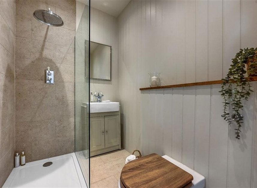 Flat Nottingham Place in City of Westminster