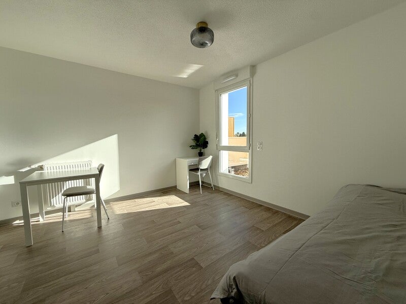 Flat Rue de Pîtres in Franqueville-Saint-Pierre