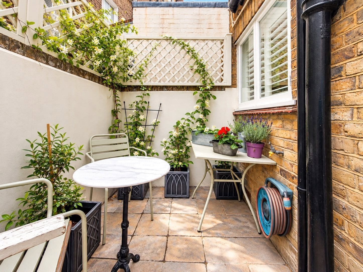 House Walton Street in Greater London