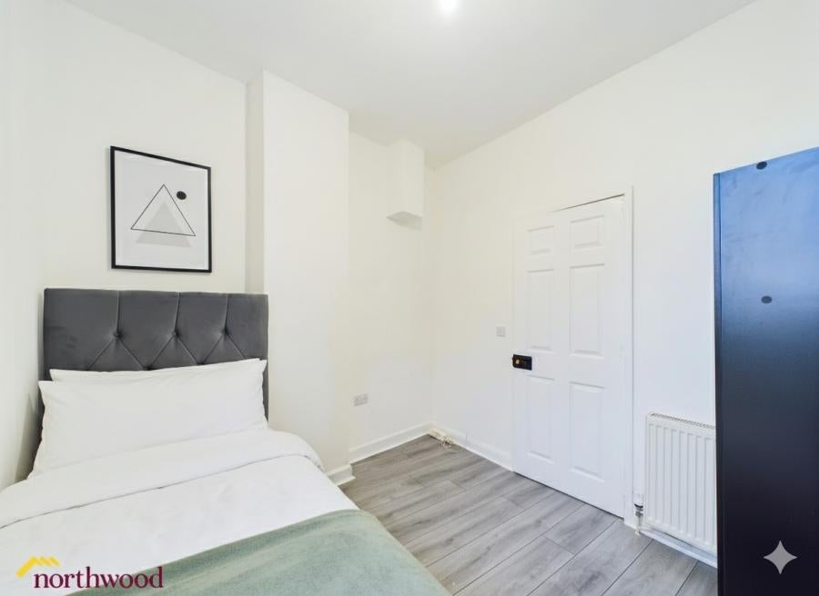 Room High Street in Cherwell District