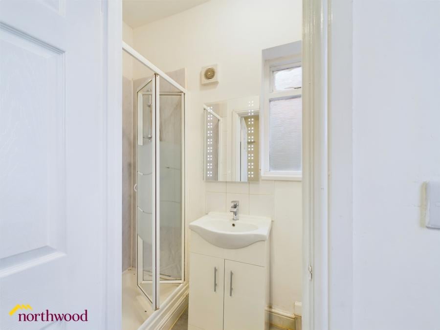 Room High Street in Cherwell District
