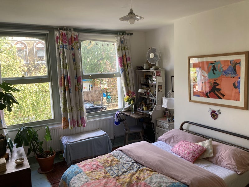 Room St Mary's Road in Greater London