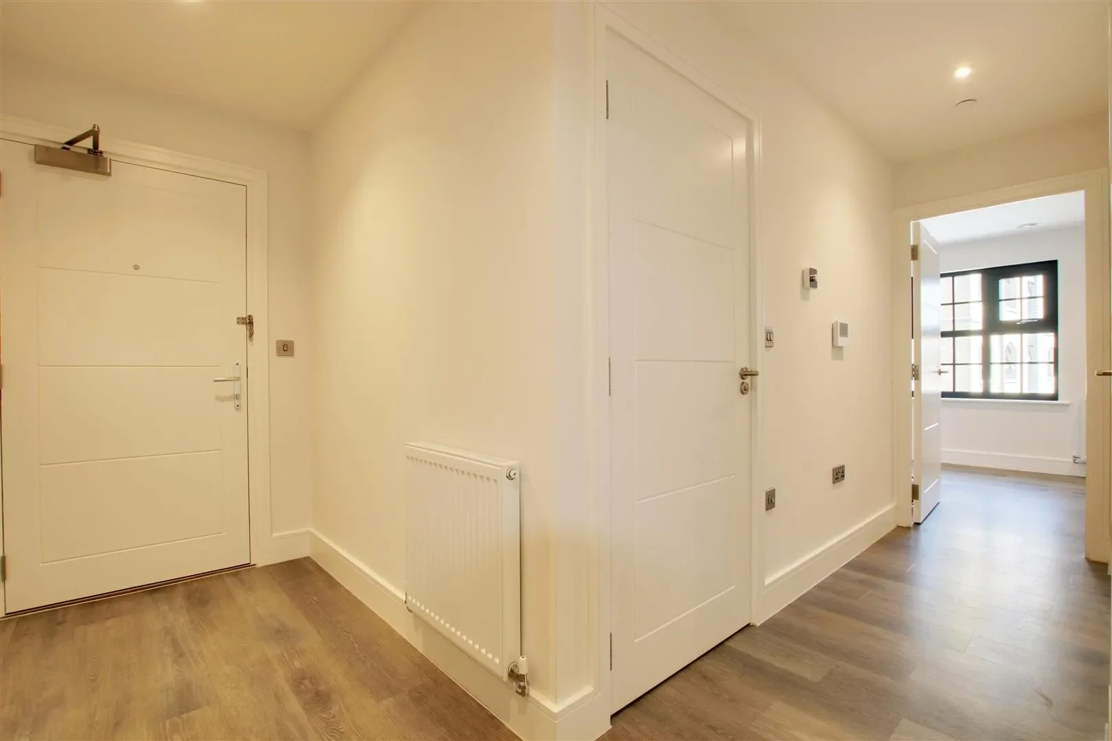 Flat Bircherley Green in East Hertfordshire