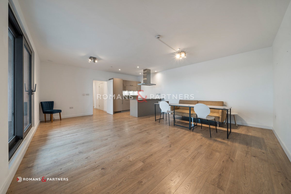 Flat Verney Road in Greater London