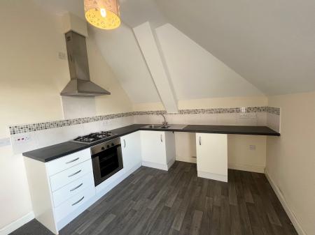 Flat Oakley Road in Corby