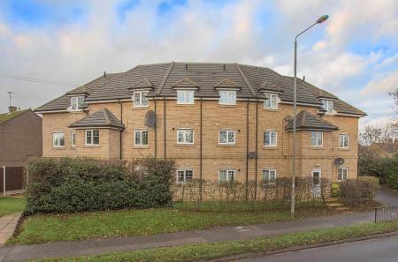 Flat Oakley Road in Corby
