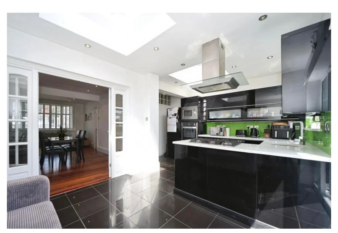 House Jevington Way in Greater London
