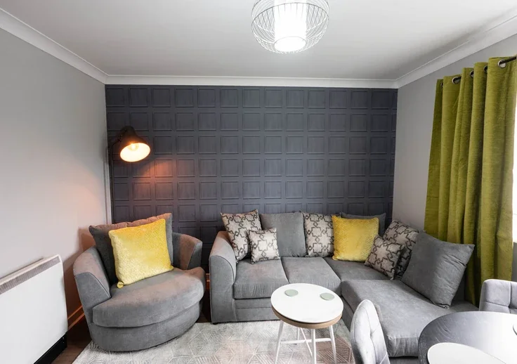 Flat Stirrat Crescent in Paisley