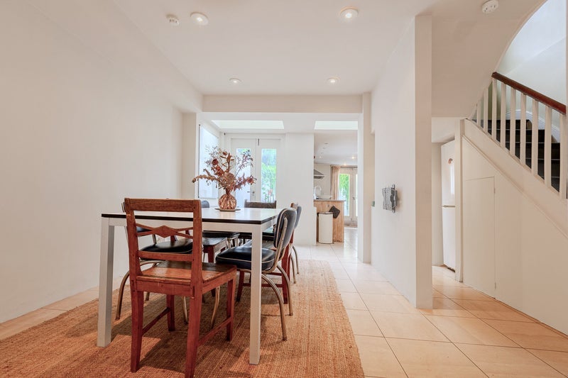 Room Gifford Street in Greater London
