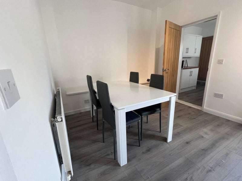 Flat Seventh Street in Horden