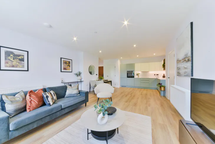Flat Manor Place in Greater London