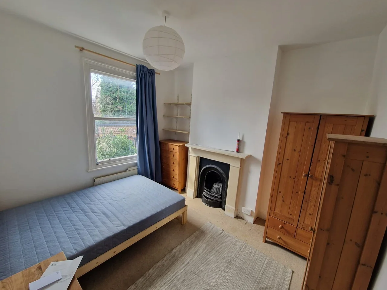 Room Burghley Road in Greater London