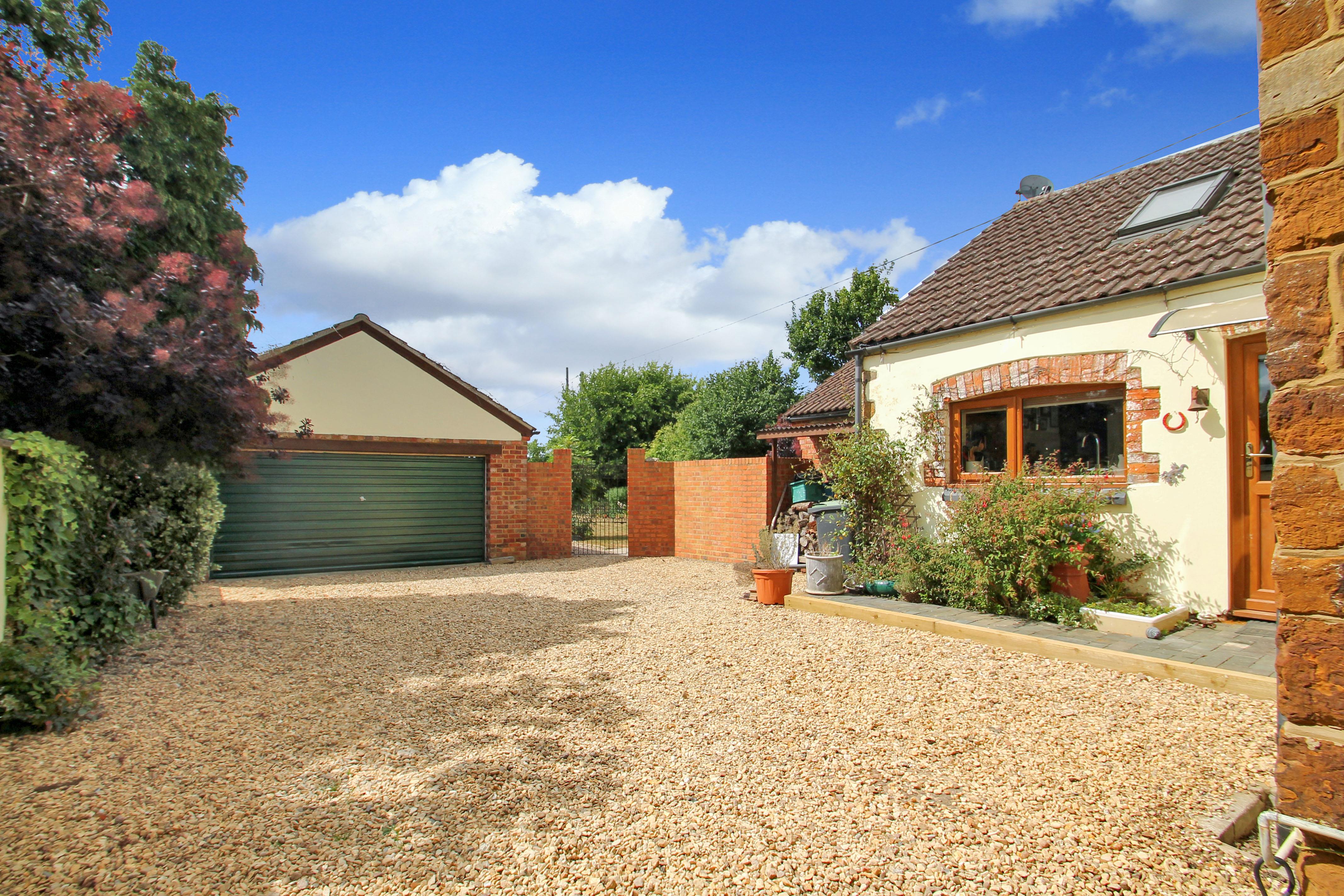 House Carlow Road in Ringstead