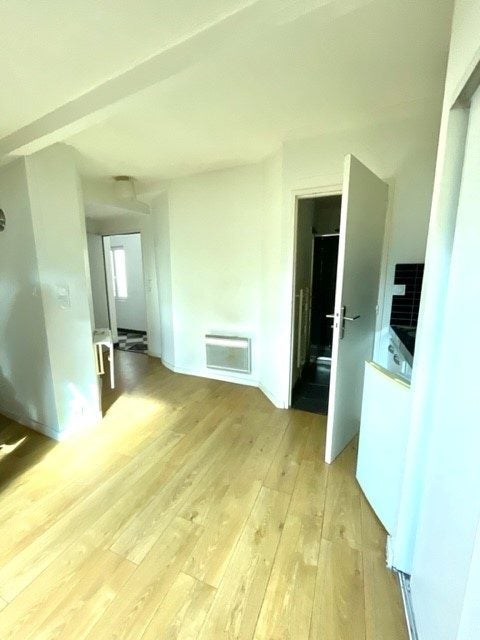 Flat Rue du Maréchal de Lattre de Tassigny in Ramonville-Saint-Agne