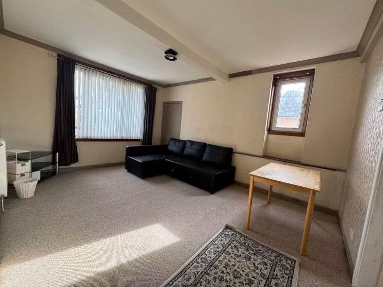 Flat Slateford Road in City of Edinburgh