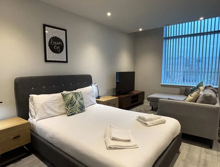Flat Wokingham Road in Bracknell