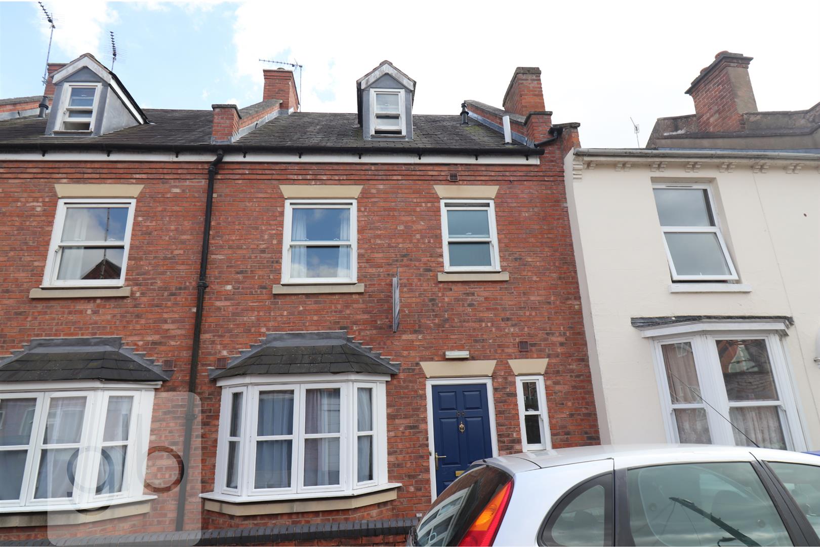 House New Street in Royal Leamington Spa