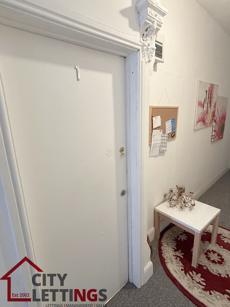 Flat Charnwood Grove in Rushcliffe