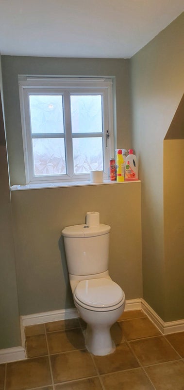Room Ragnall Close in Cardiff
