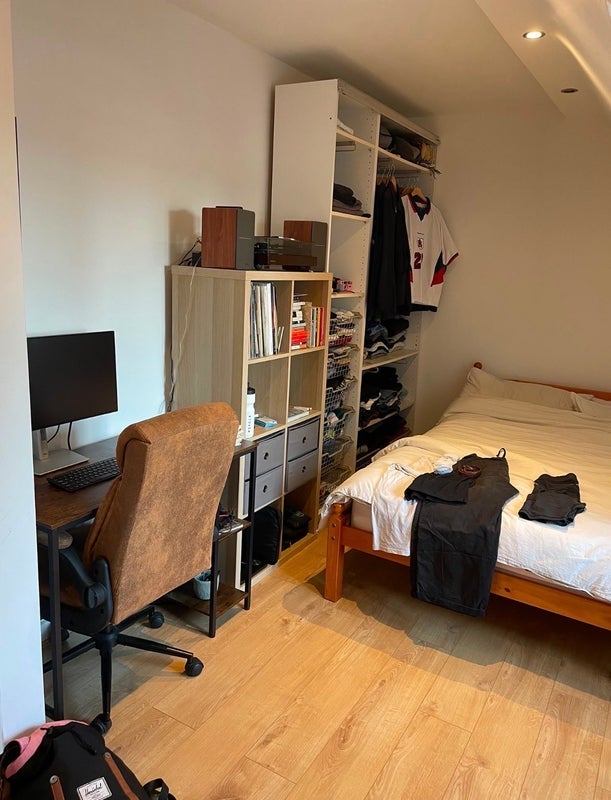 Room Fieldgate Street in Greater London