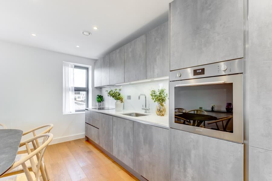 Flat Marquis Road in Greater London