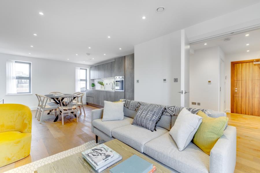 Flat Marquis Road in Greater London
