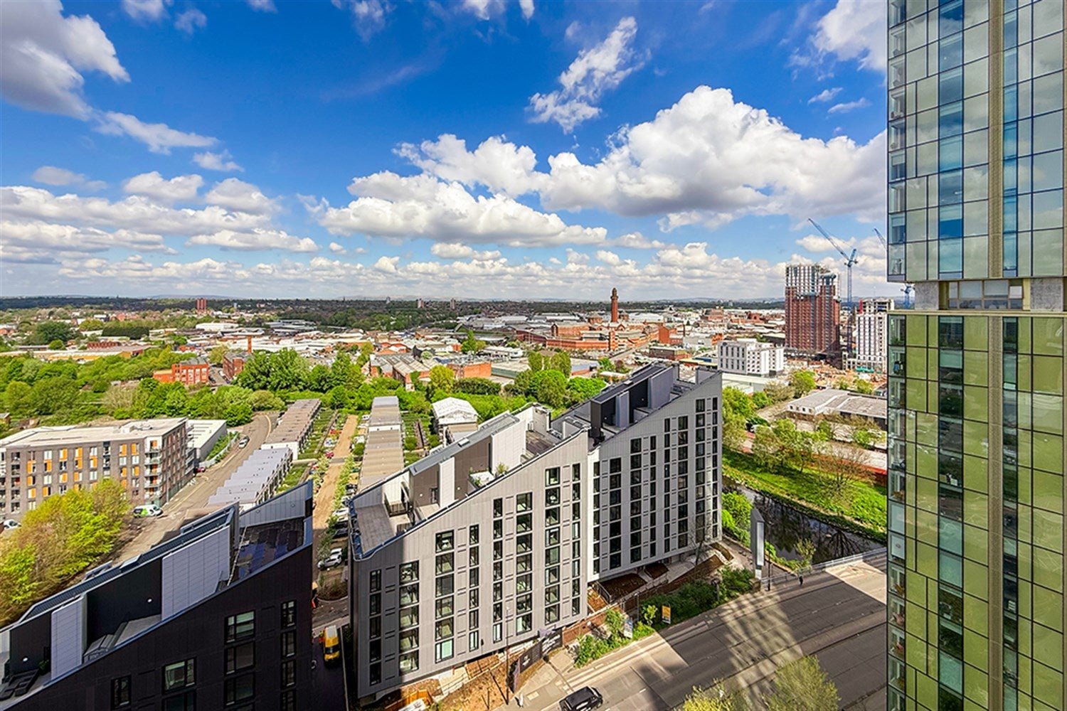 Flat Bankside Boulevard in Salford