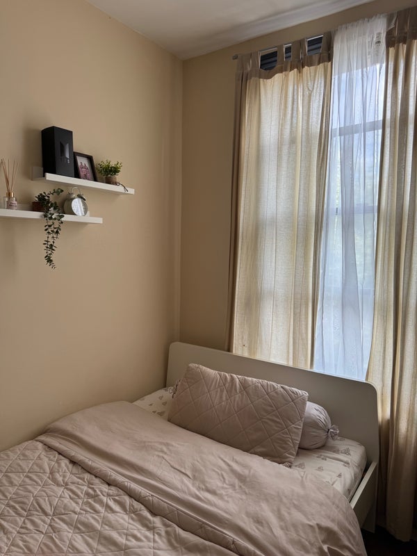 Room Caledonian Road in Greater London
