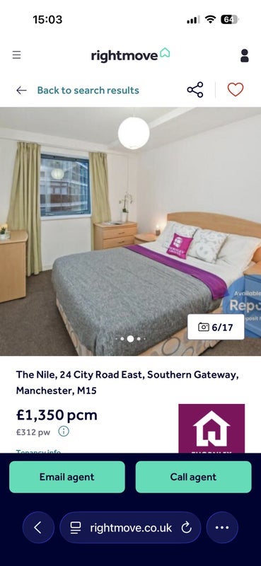 Room City Road East in Manchester