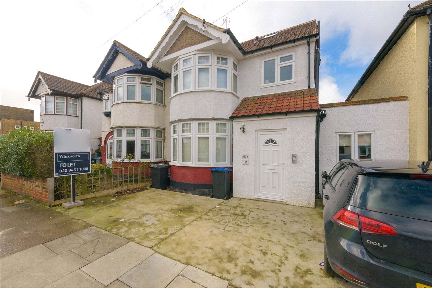 House Dewsbury Road in Greater London