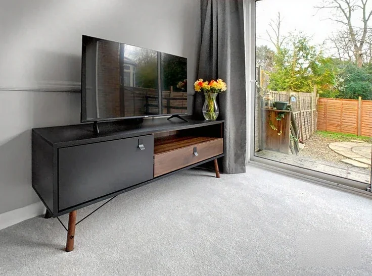 House In-The-Ray in Maidenhead