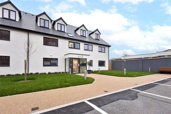 Flat South Road in Folkestone and Hythe District