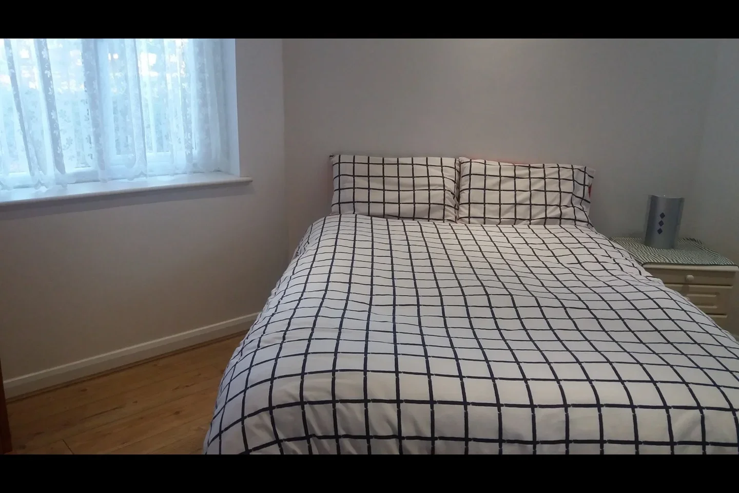 Room Spenlow Drive in Maidstone
