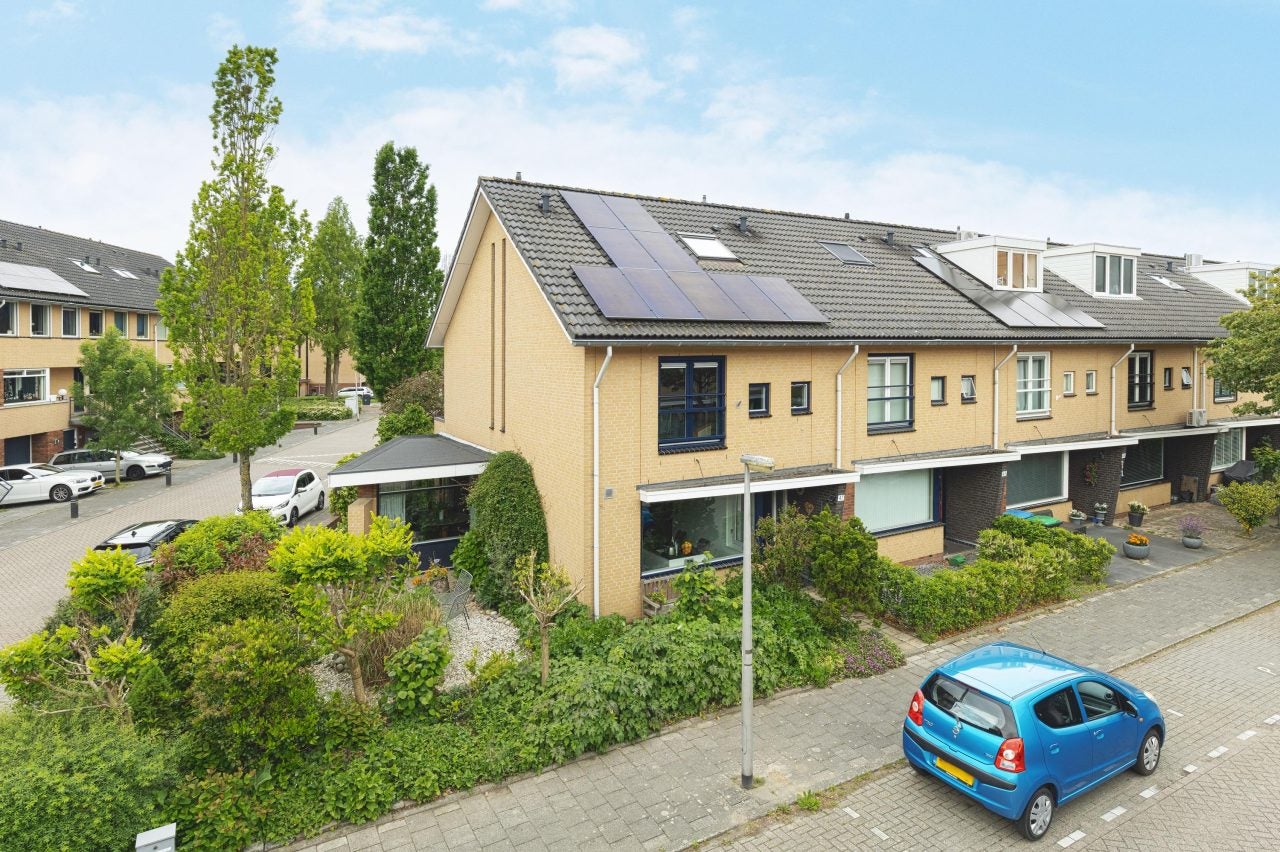 Huis Van Eesterenveld 47 in Barendrecht