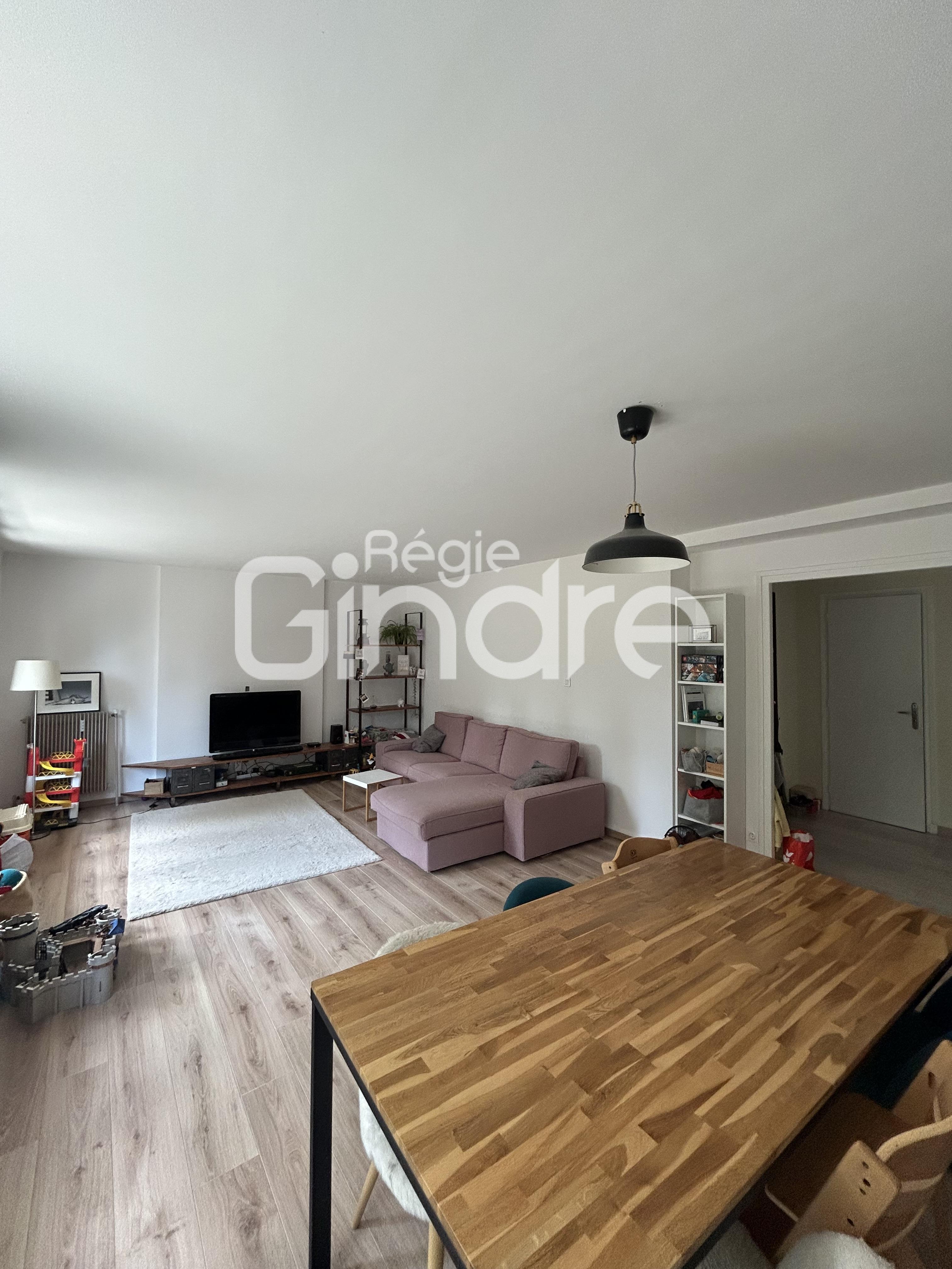 Flat Rue Coste in Caluire-et-Cuire