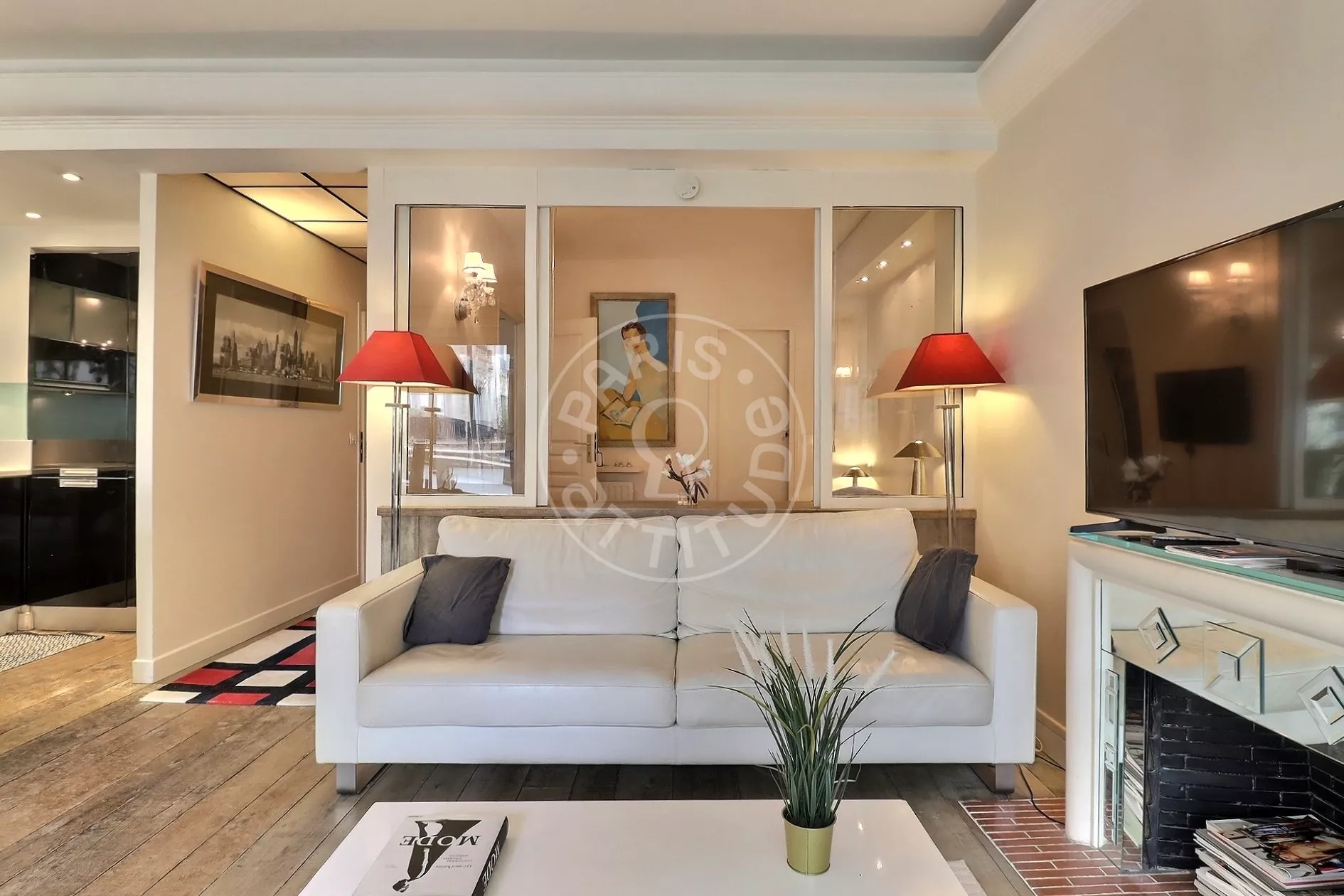 Appartement Rue des Belles Feuilles à Paris