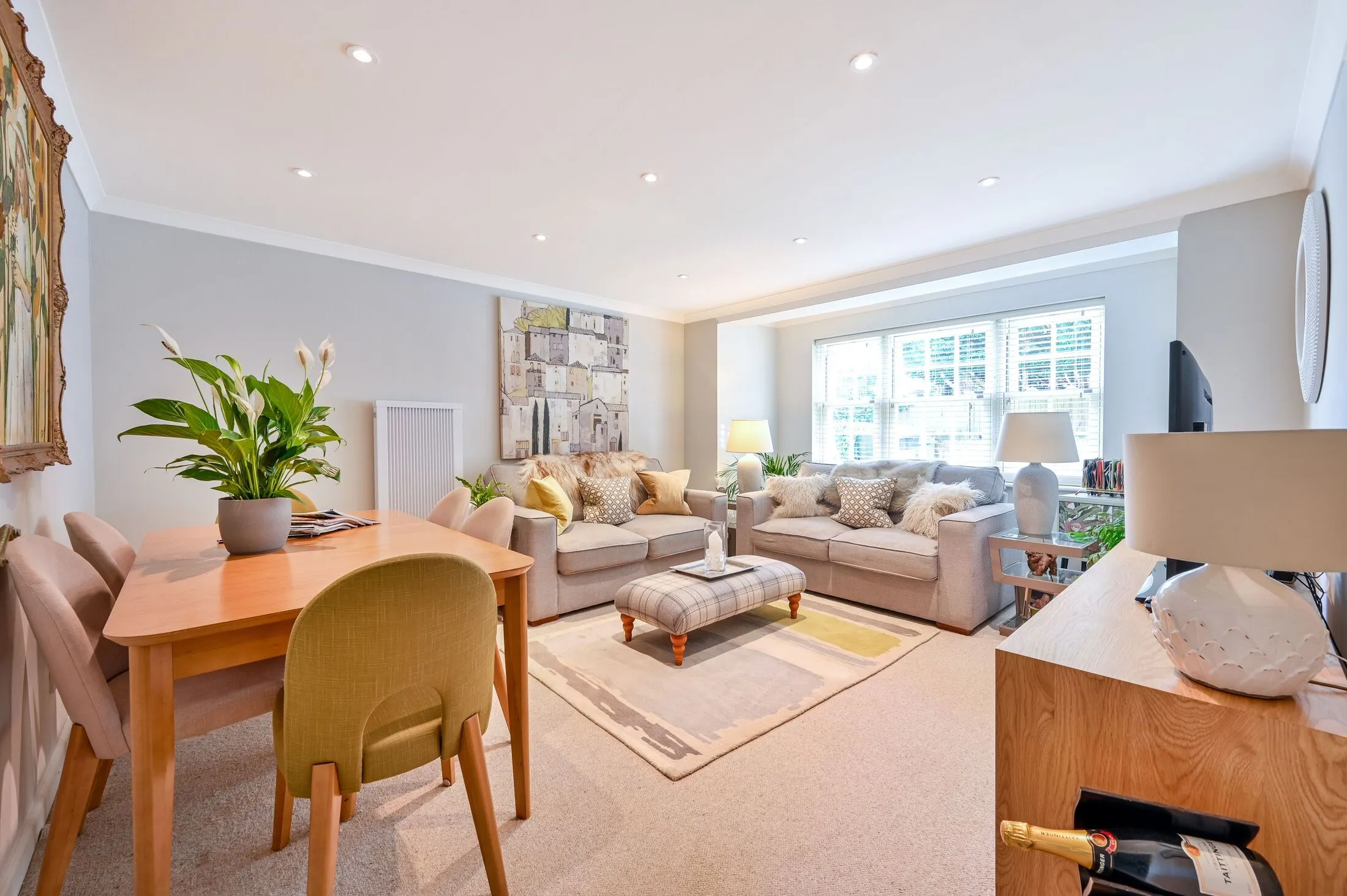 Flat Cranley Road in Guildford