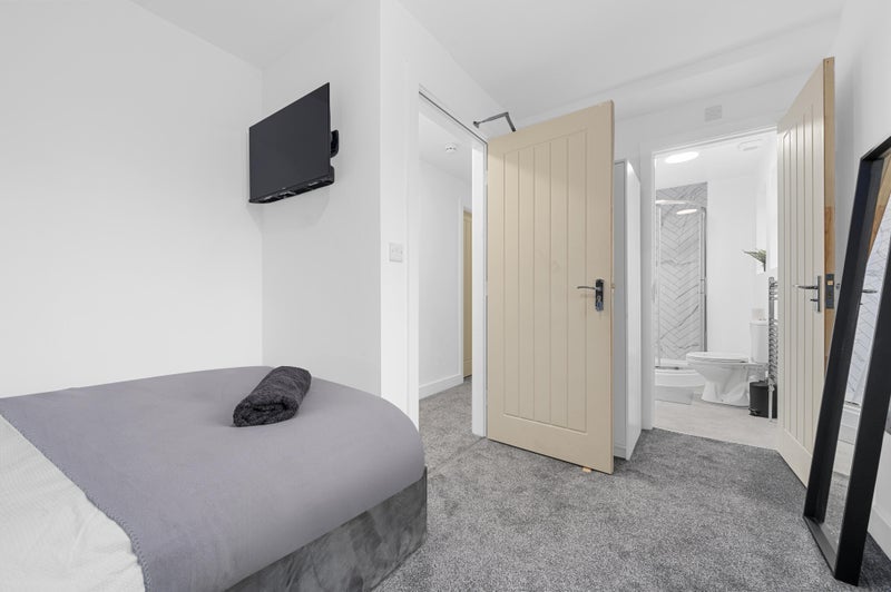Room Baguley Street in Tameside
