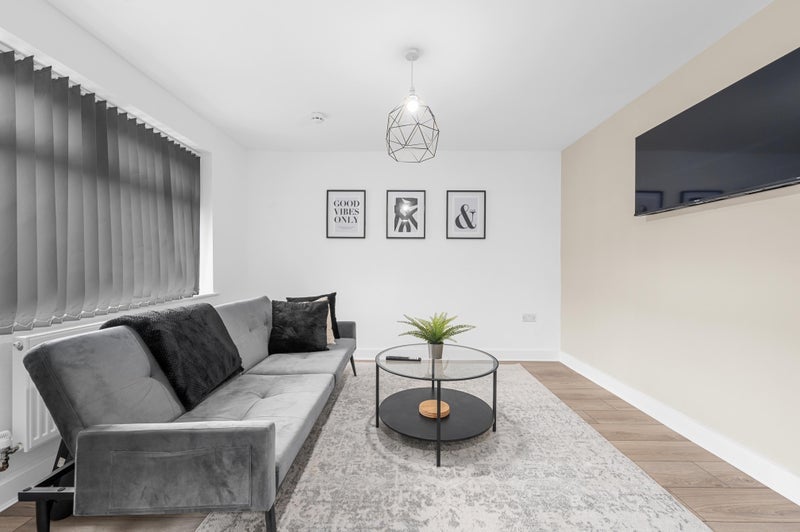 Room Baguley Street in Tameside