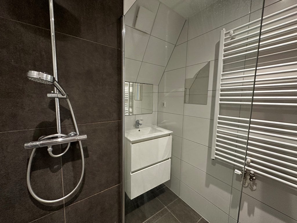 Appartement te huur: Luzacstraat, Rotterdam