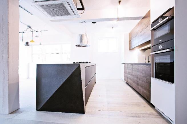 Flat Brett Passage in Greater London