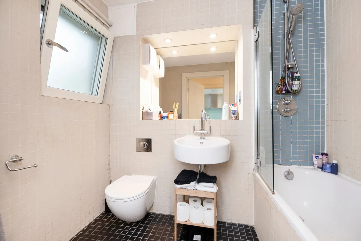 Flat Islington Green in Greater London