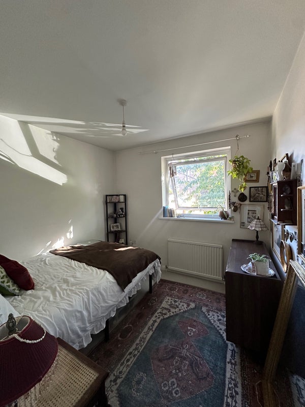 Room Geldeston Road in Greater London