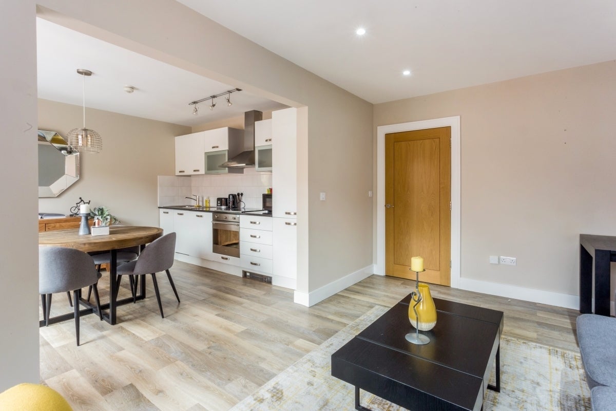 Flat Saint Georges Place in Cheltenham