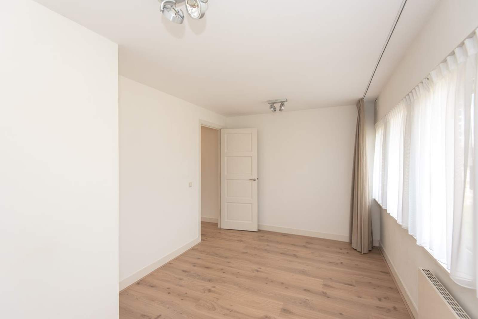 Appartement te huur: Milletstraat, Amsterdam