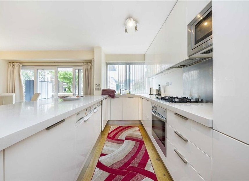 Flat Porchester Road in City of Westminster